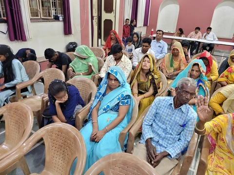 ल्यूक की पुस्तक समर्पित