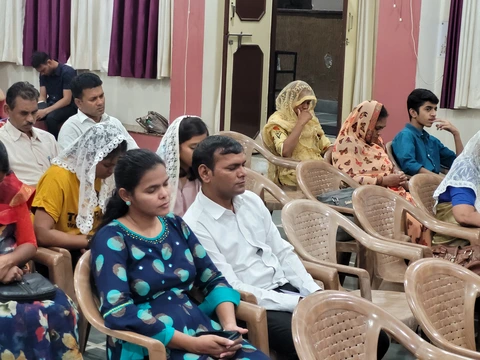 ल्यूक की पुस्तक समर्पित